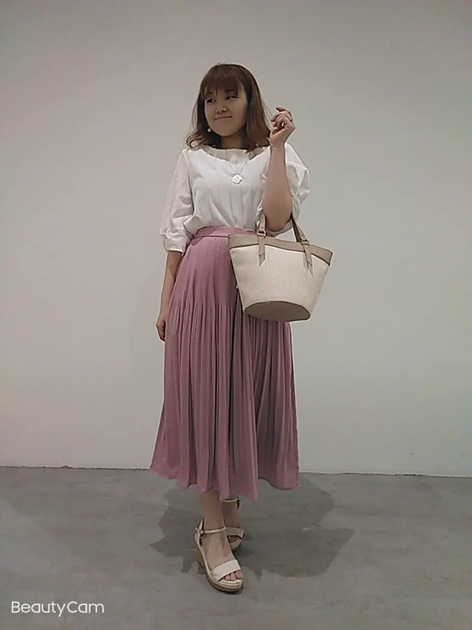  川根　彩 コーディネート画像