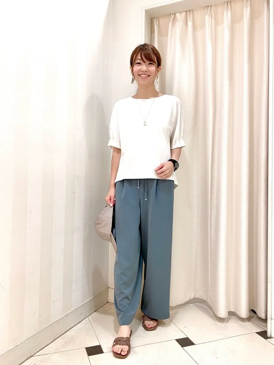 ANY SIS 金井 コーディネート画像