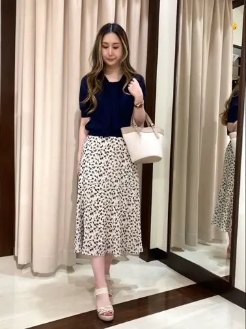 ANY SIS STAFF コーディネート画像