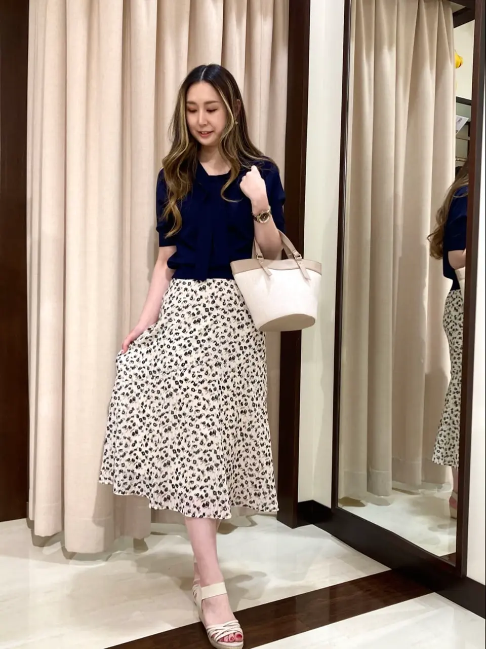 ANY SIS STAFF コーディネート画像