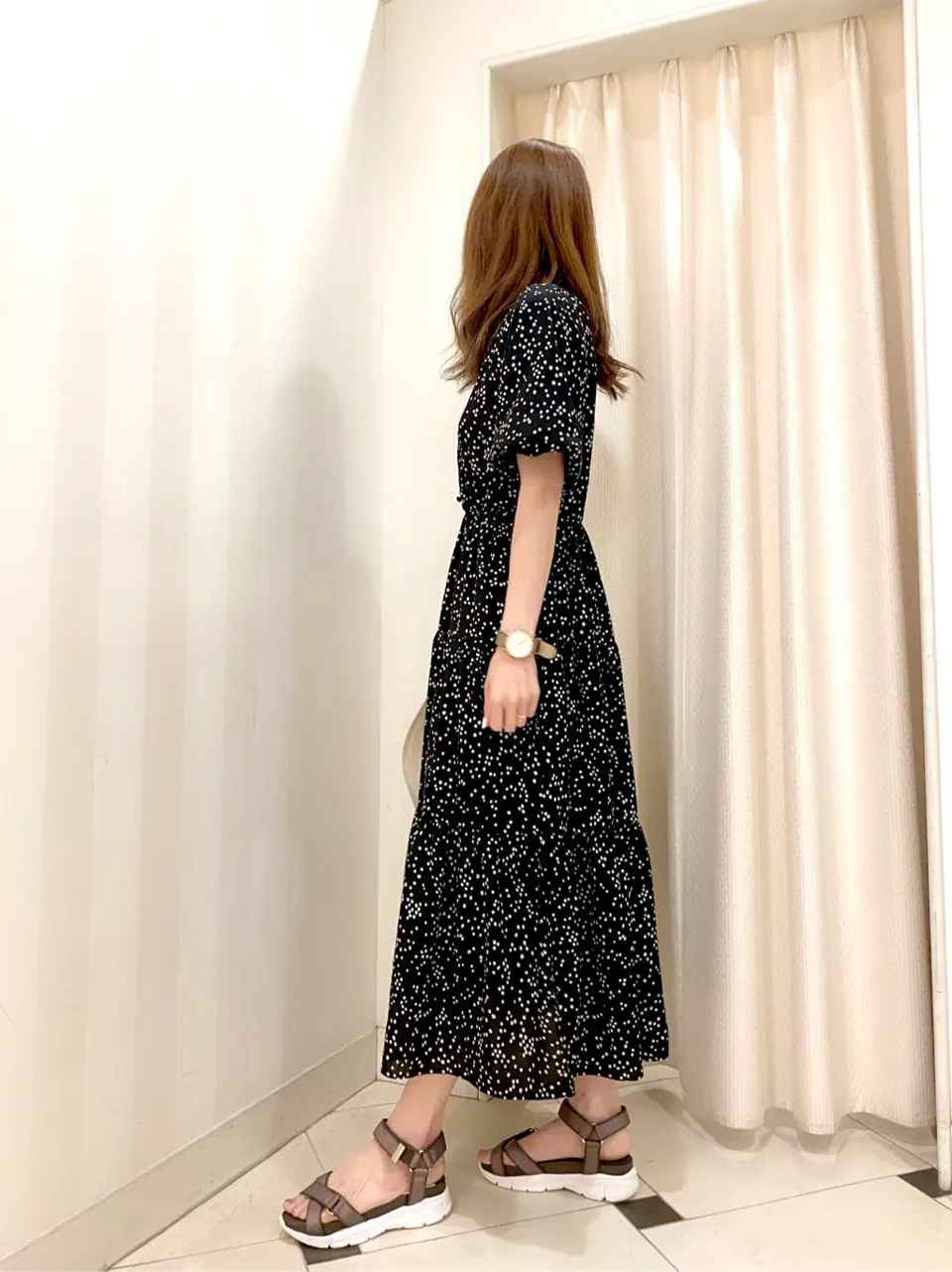 ANY SIS 金井 コーディネート画像