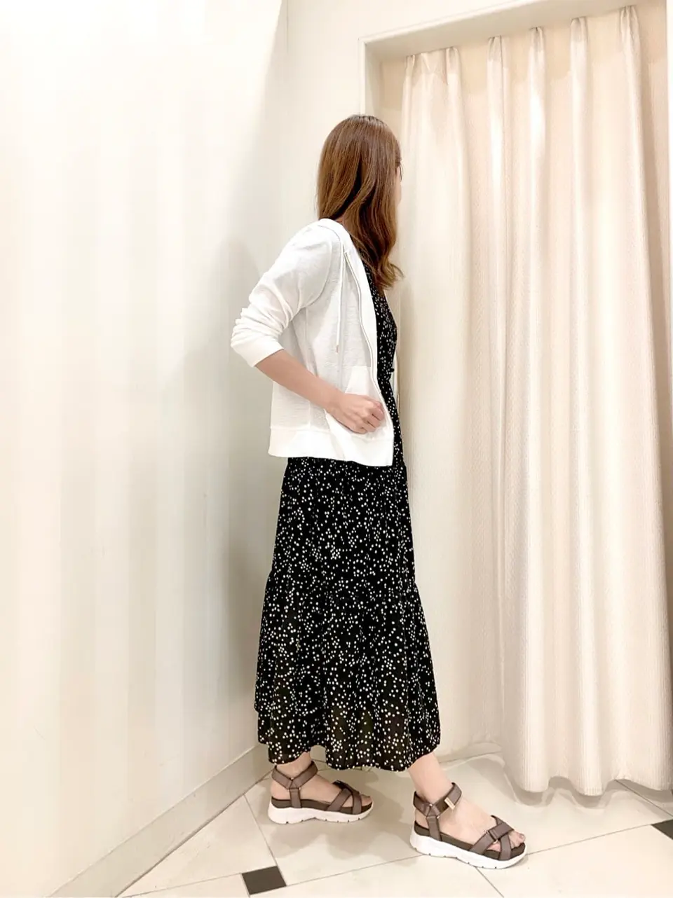 ANY SIS 金井 コーディネート画像