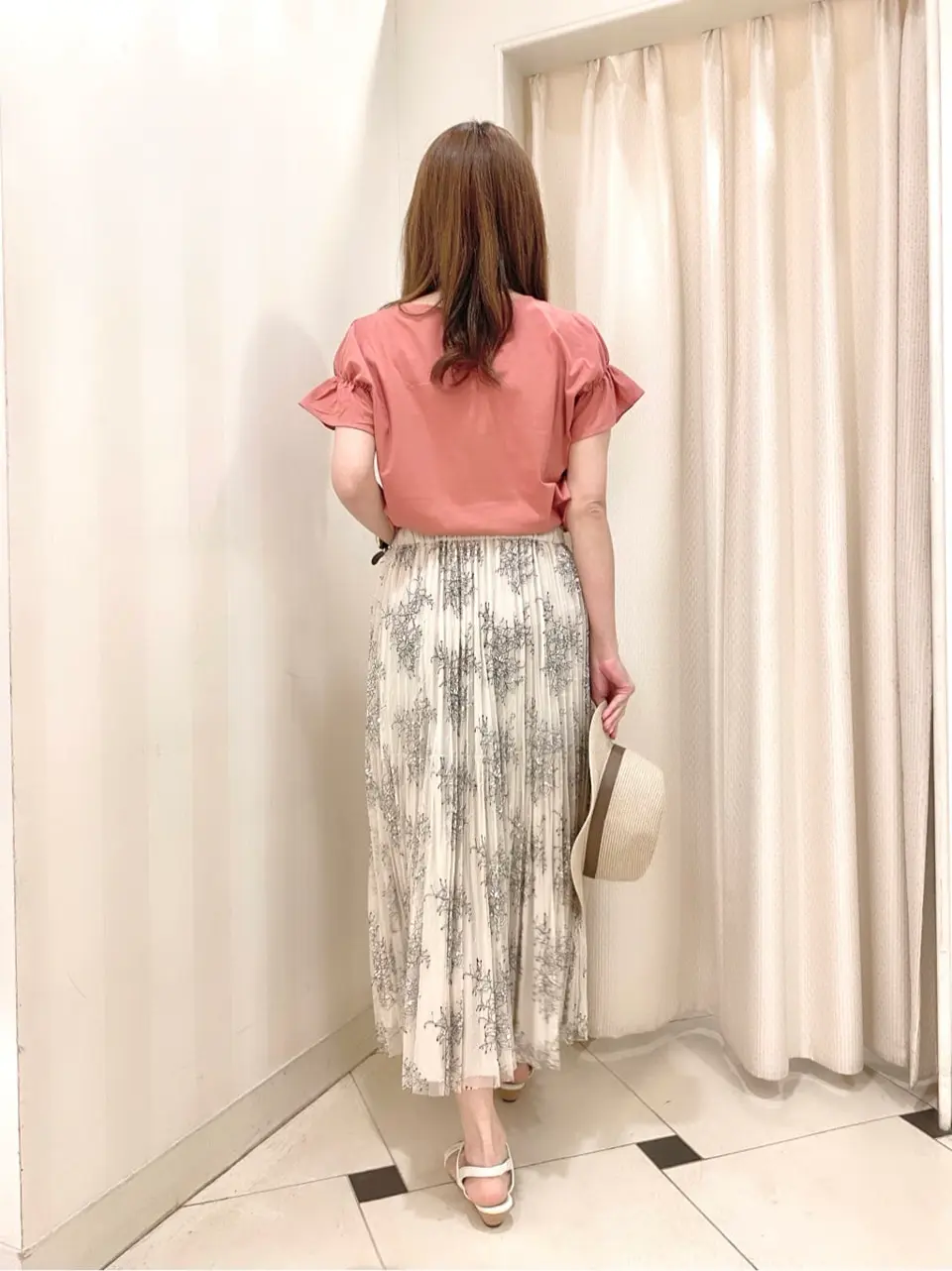 ANY SIS 金井 コーディネート画像