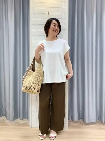 ANY SIS 丸岡 コーディネート画像