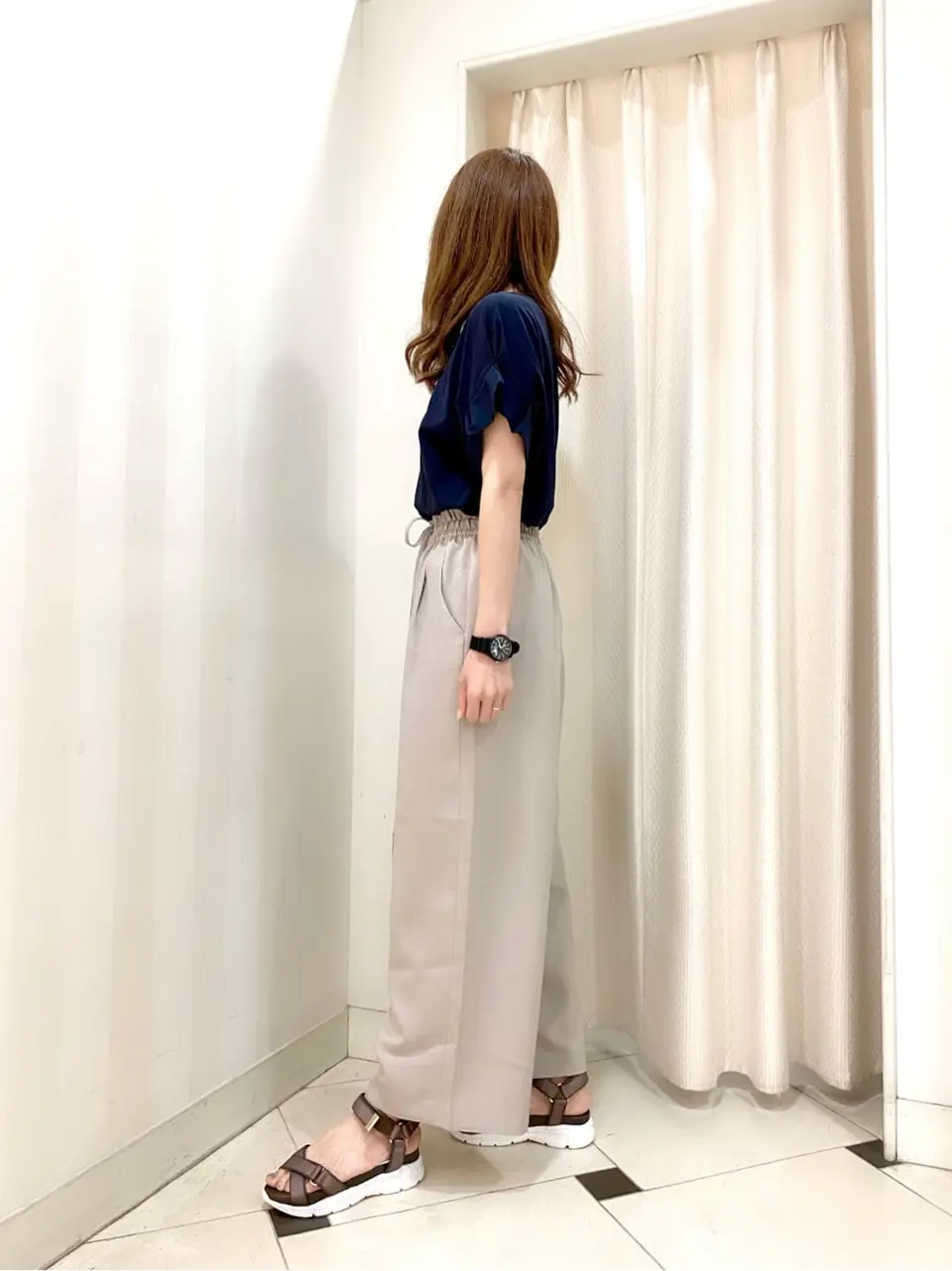 ANY SIS 金井 コーディネート画像