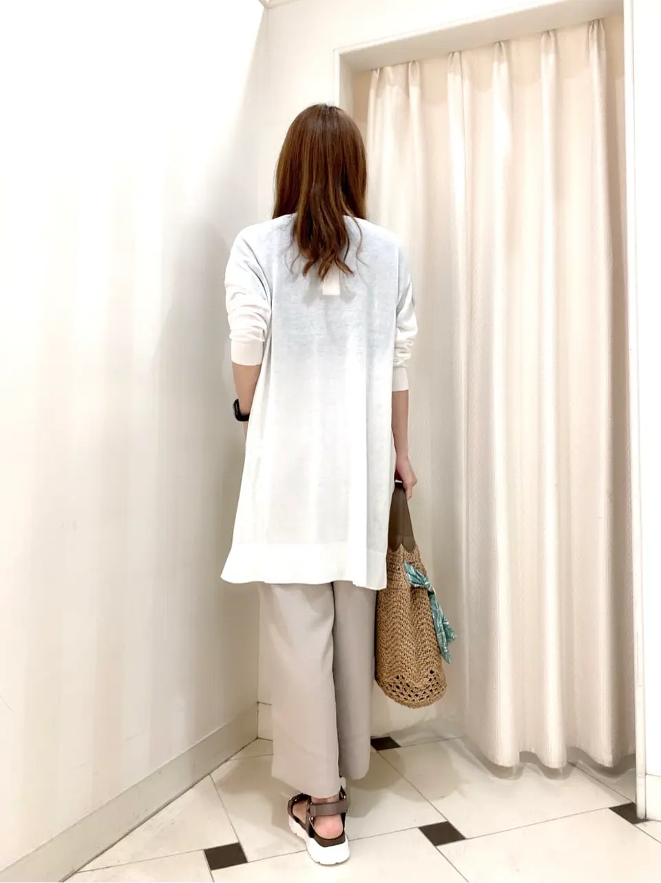 ANY SIS 金井 コーディネート画像