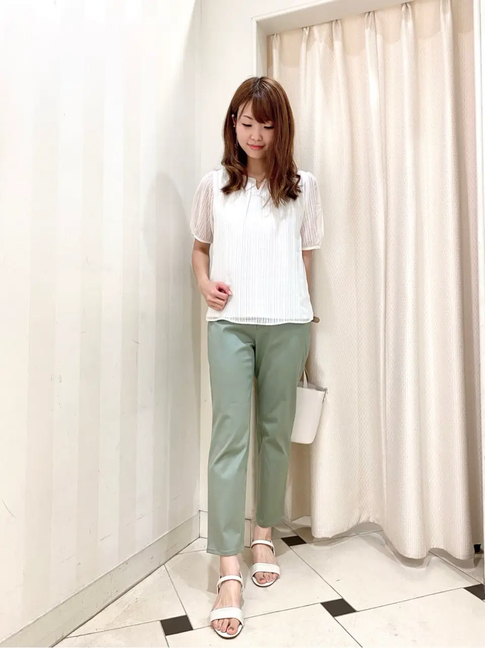 ANY SIS 金井 コーディネート画像