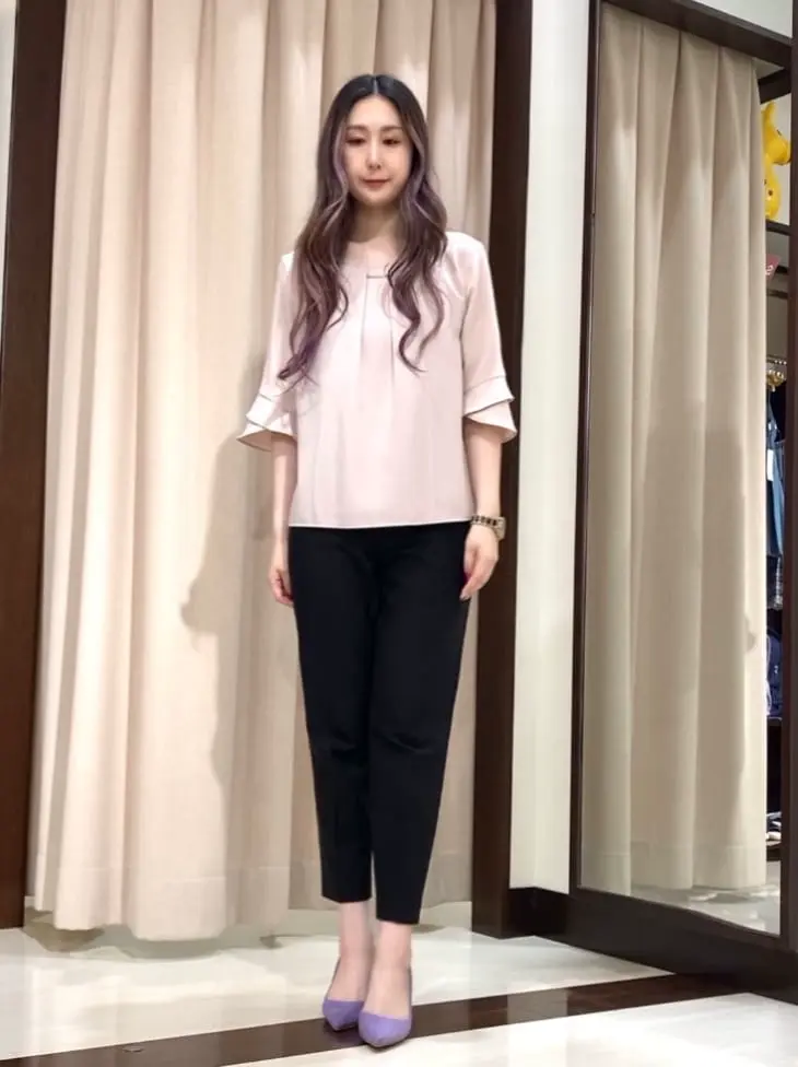 ANY SIS STAFF コーディネート画像