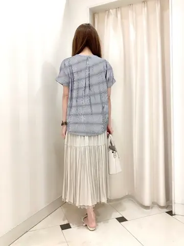 ANY SIS 金井 コーディネート画像