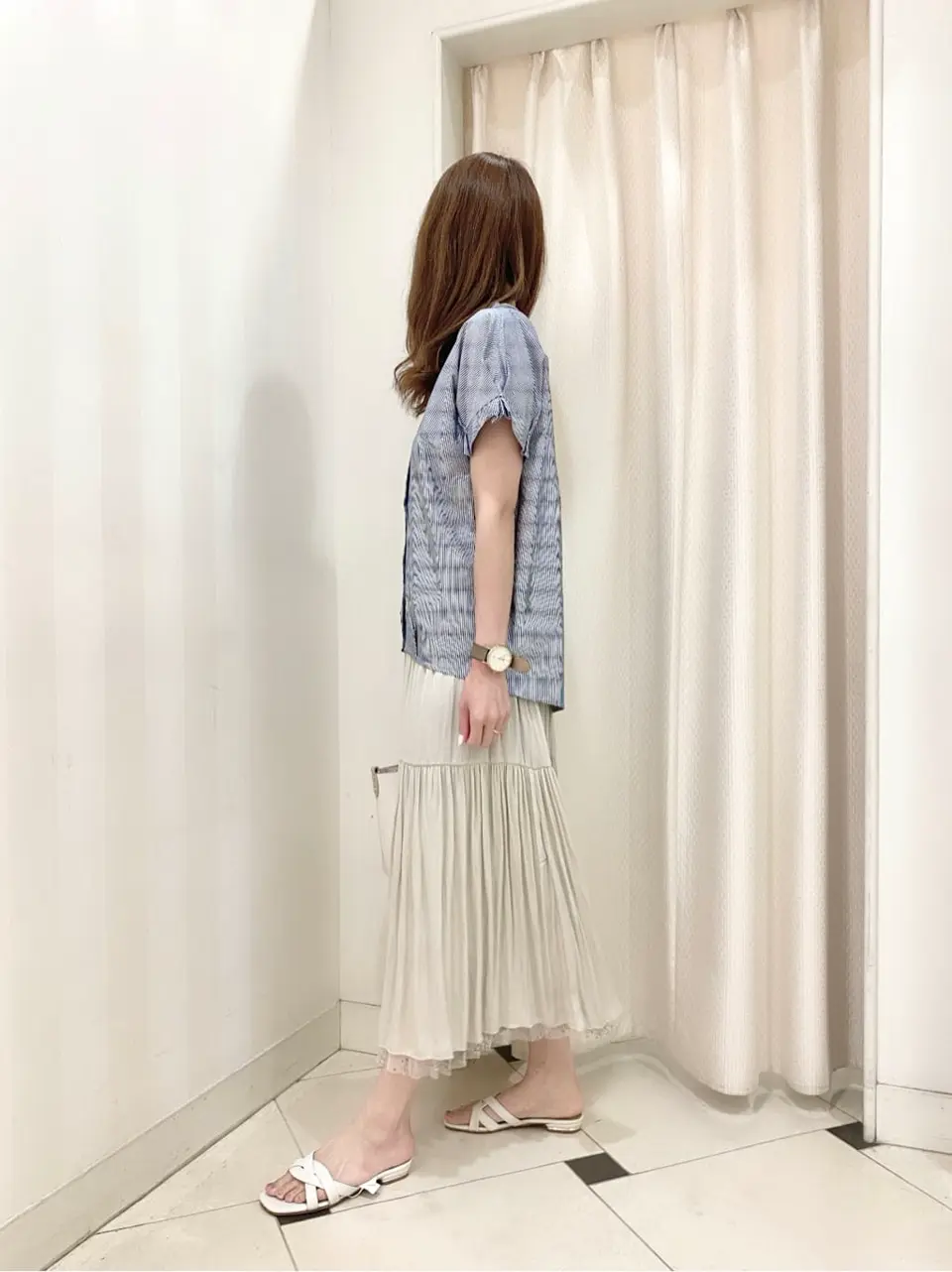 ANY SIS 金井 コーディネート画像