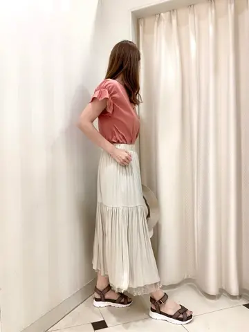 ANY SIS 金井 コーディネート画像