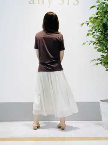 ANY SIS 岡本 コーディネート画像