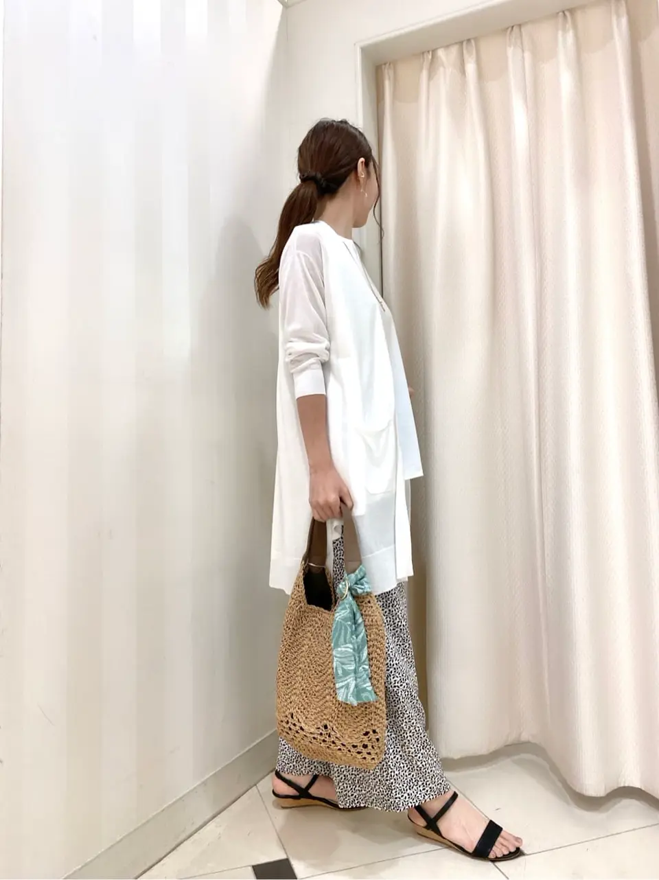 ANY SIS 金井 コーディネート画像