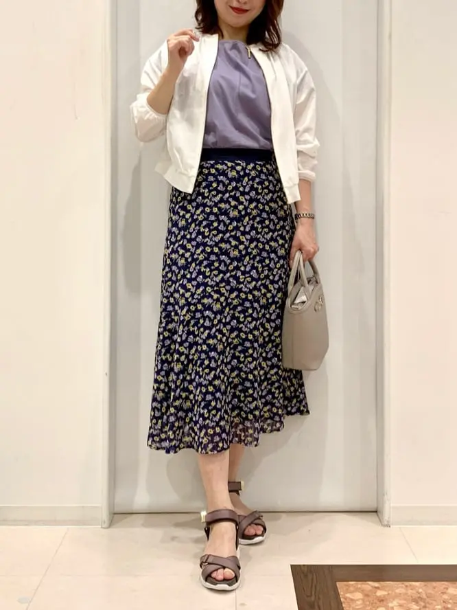 ANY SIS 横田 コーディネート画像