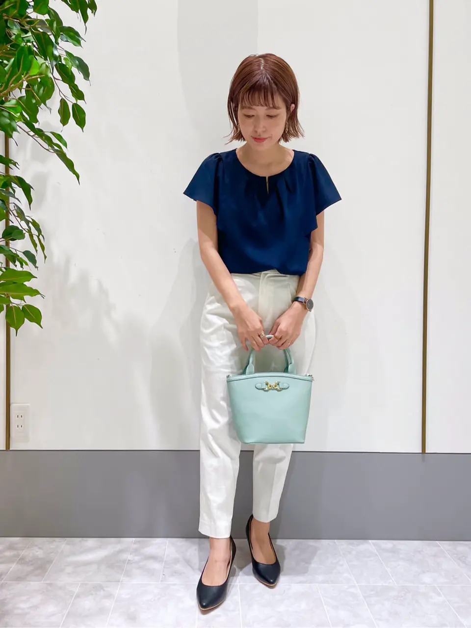 ANY SIS スタッフ コーディネート画像