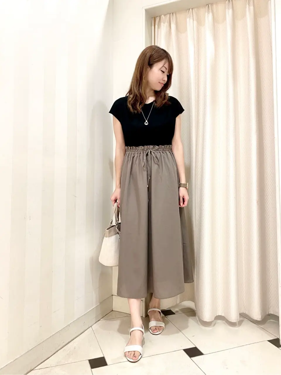  金井 コーディネート画像