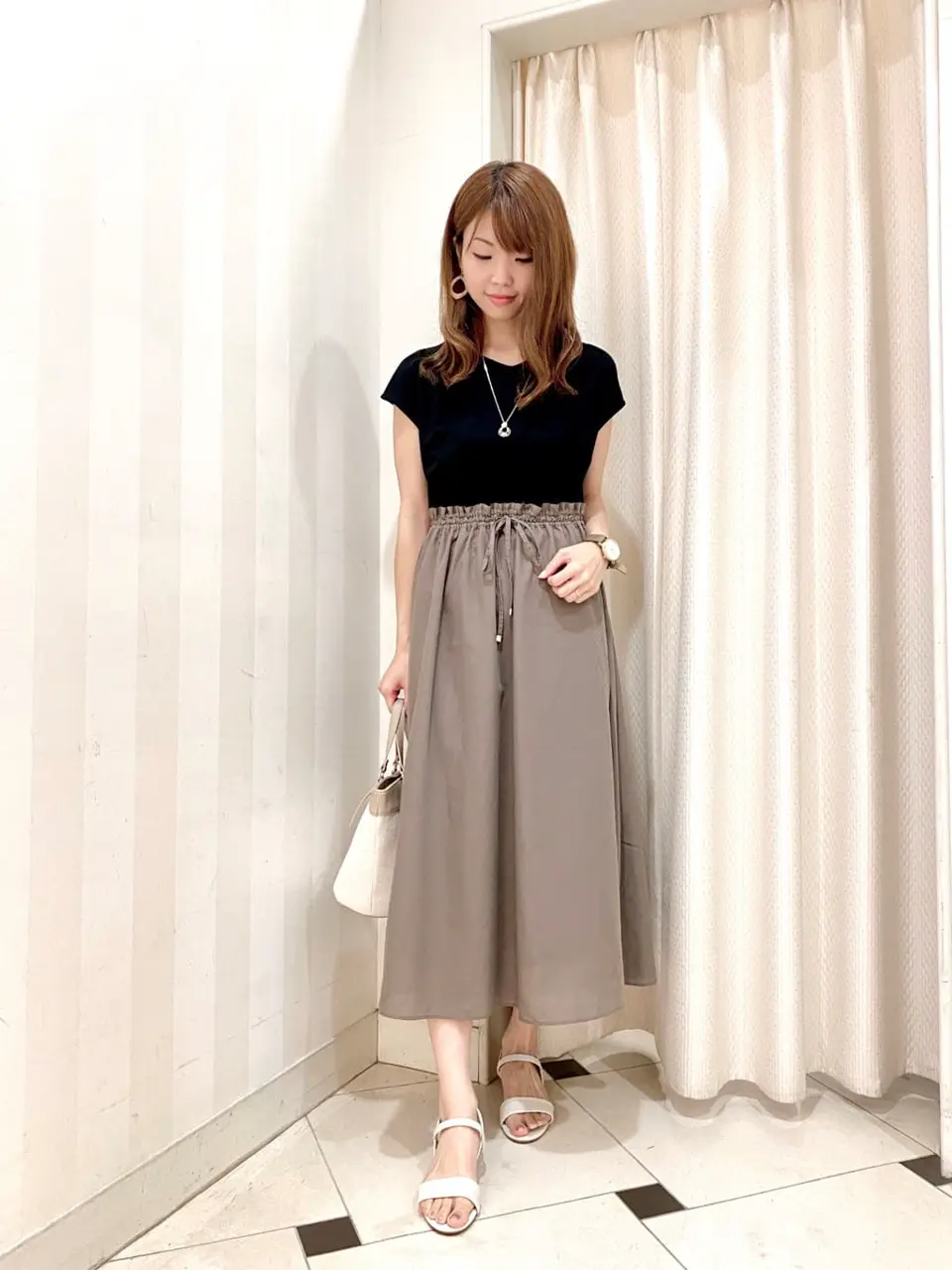 ANY SIS 金井 コーディネート画像