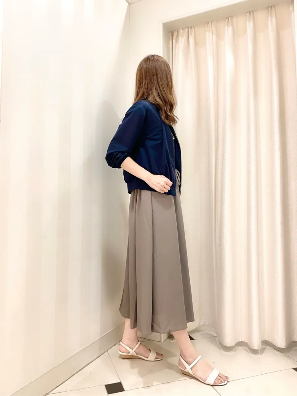 ANY SIS 金井 コーディネート画像