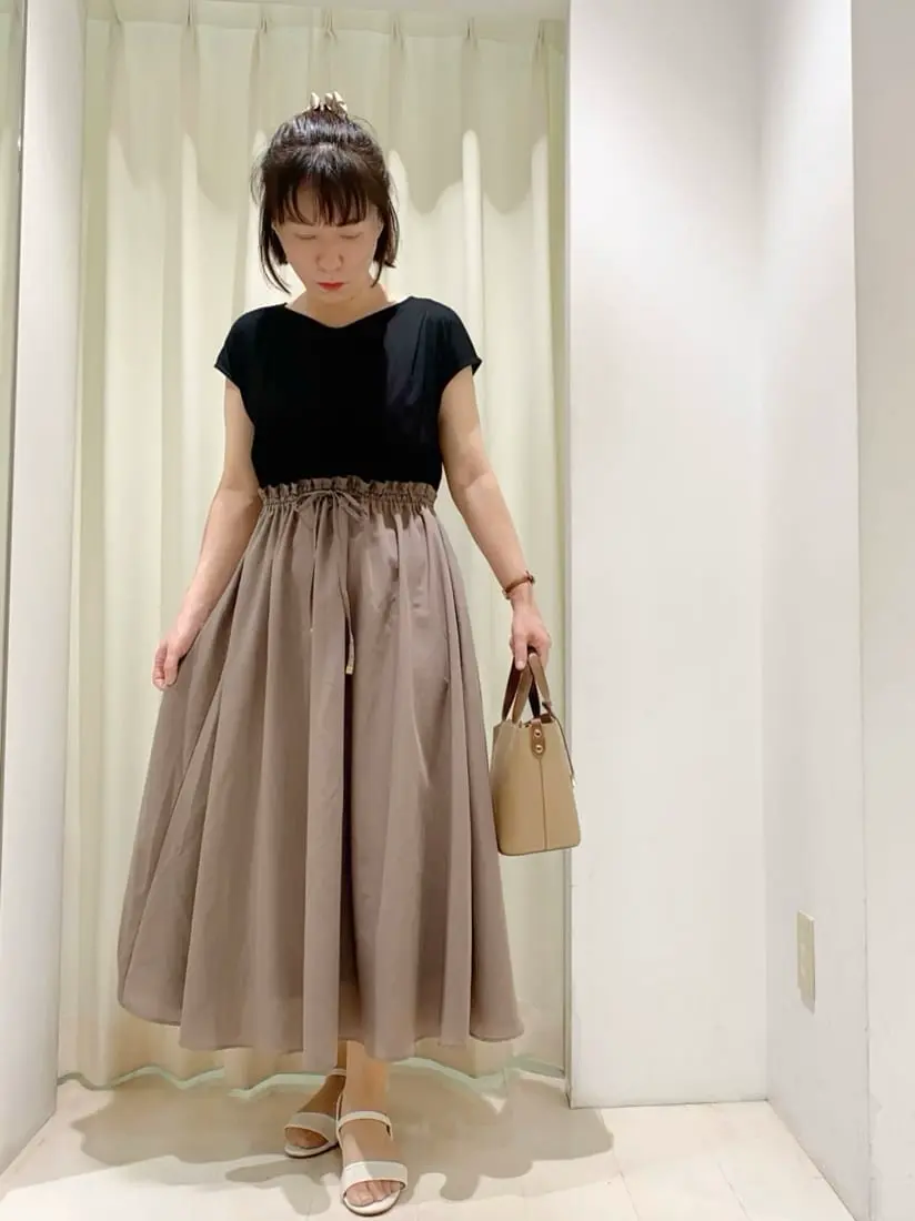 ANY SIS 山田 コーディネート画像