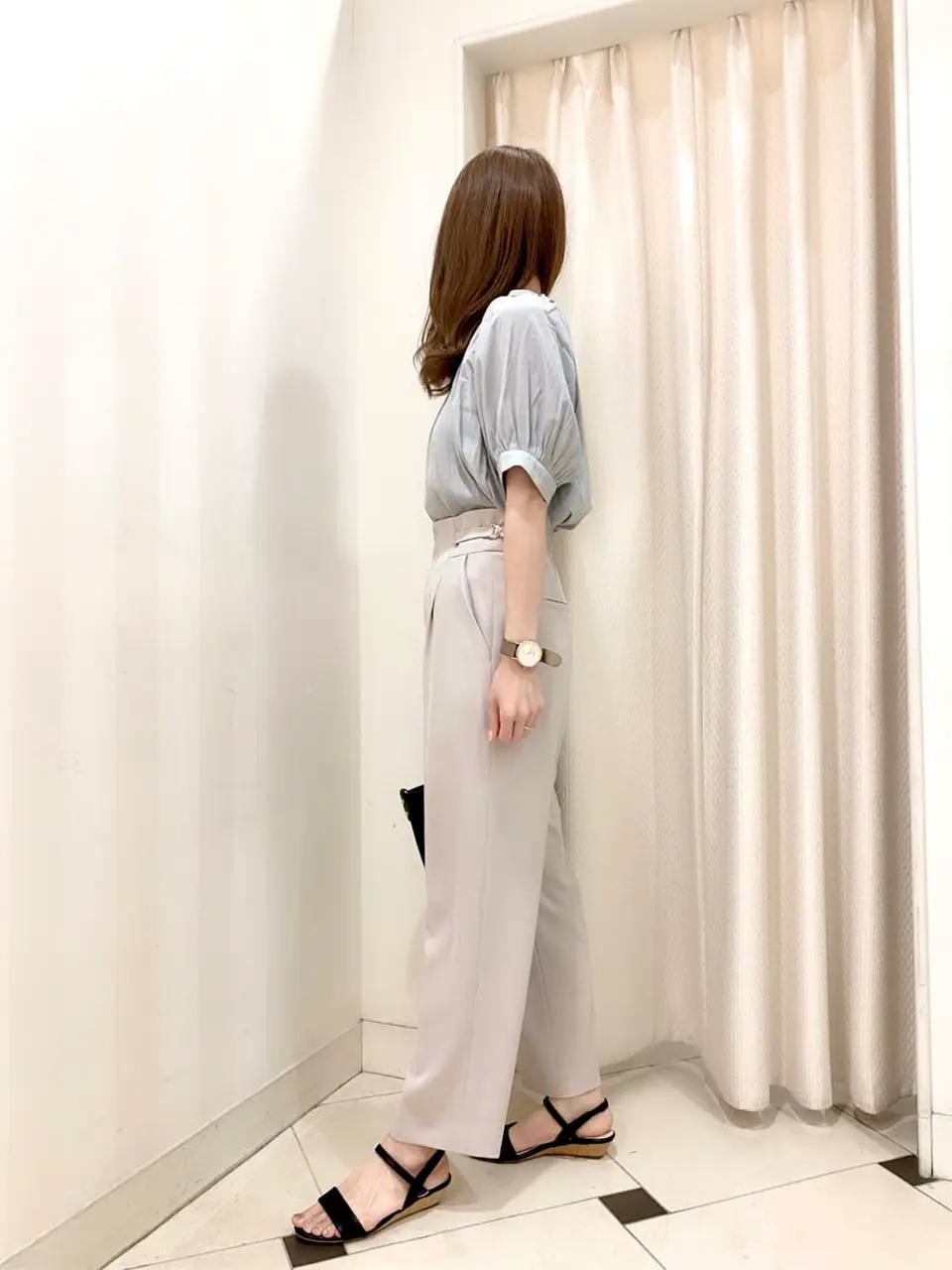 ANY SIS 金井 コーディネート画像