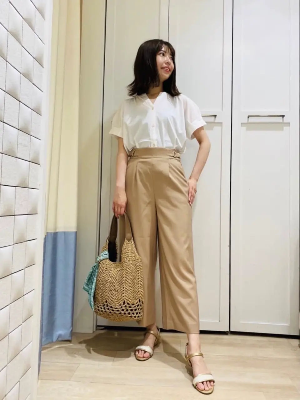 ANY SIS スタッフ コーディネート画像