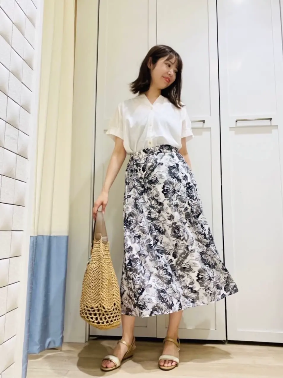 ANY SIS スタッフ コーディネート画像