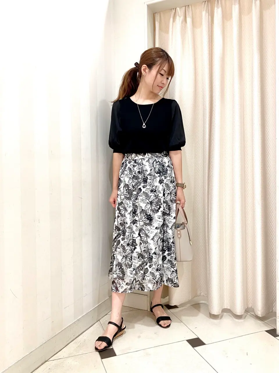 ANY SIS 金井 コーディネート画像