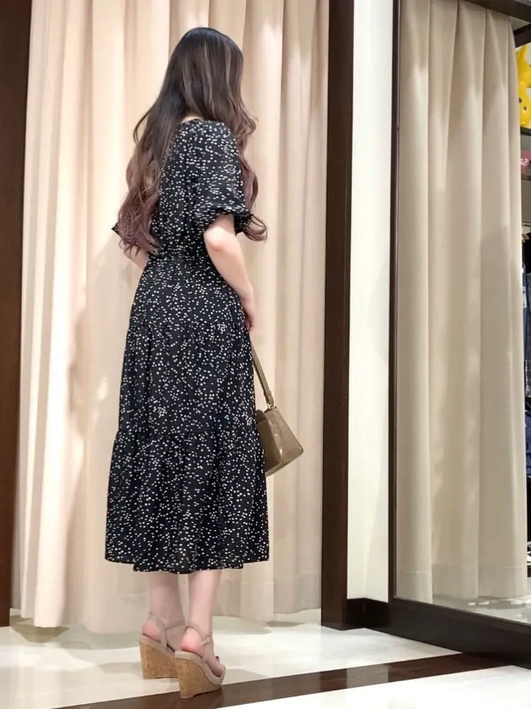 ANY SIS STAFF コーディネート画像