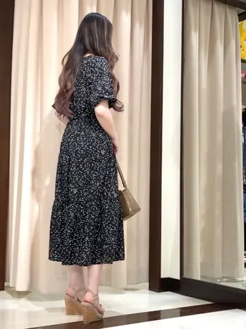 ANY SIS STAFF コーディネート画像