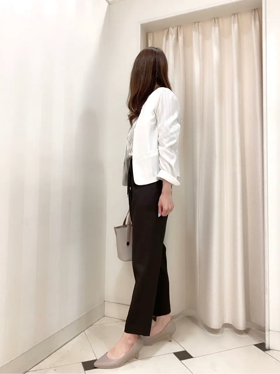 ANY SIS 金井 コーディネート画像