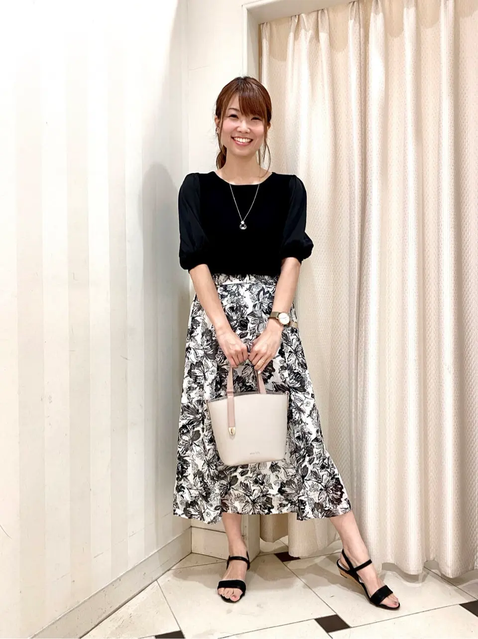 ANY SIS 金井 コーディネート画像