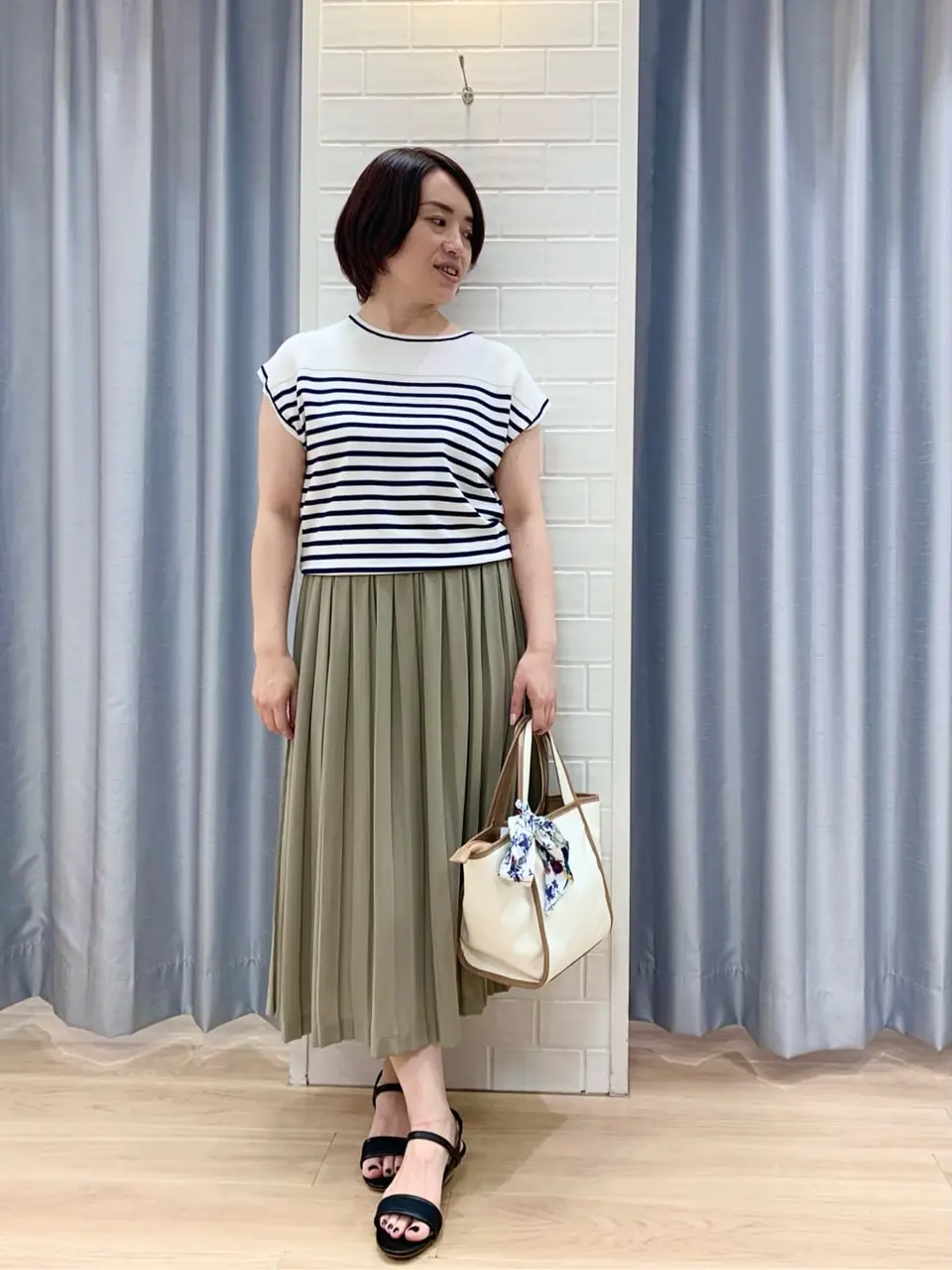 ANY SIS 丸岡 コーディネート画像