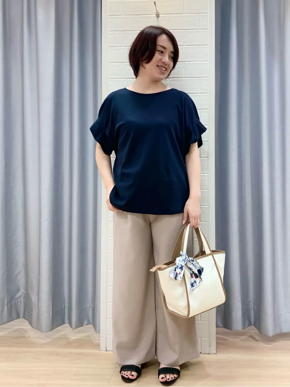 ANY SIS 丸岡 コーディネート画像