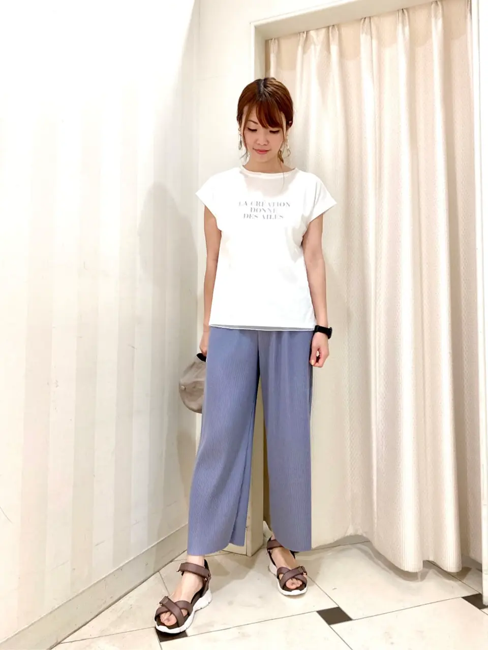 ANY SIS 金井 コーディネート画像