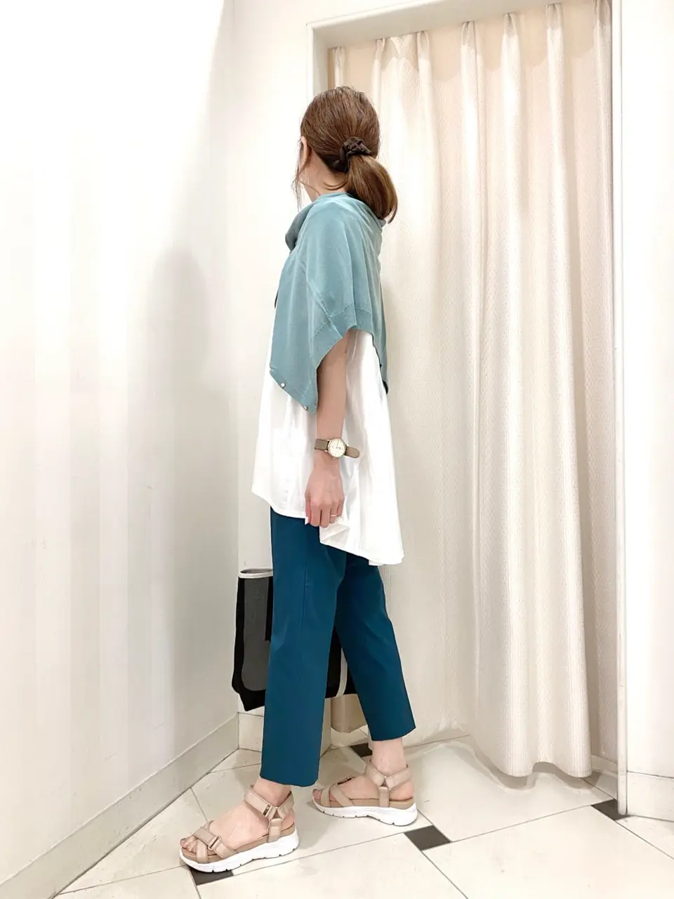 ANY SIS 金井 コーディネート画像