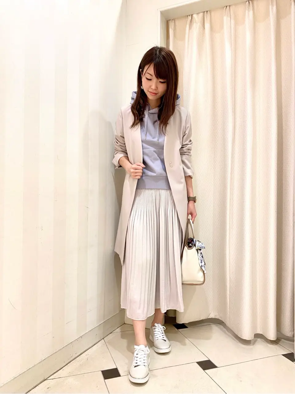 ANY SIS 金井 コーディネート画像