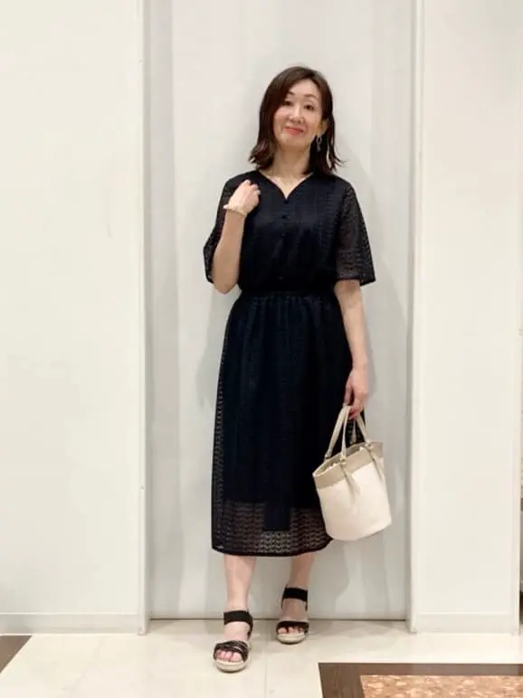 ANY SIS スタッフ コーディネート画像