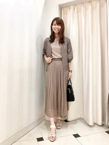 ANY SIS 金井 コーディネート画像