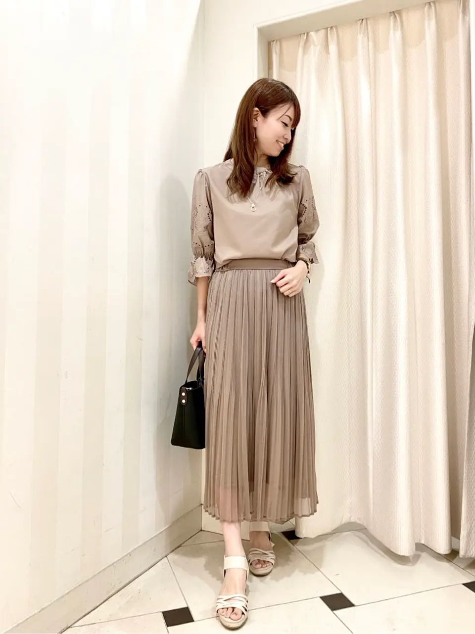 ANY SIS 金井 コーディネート画像