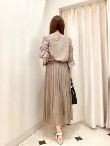 ANY SIS 金井 コーディネート画像