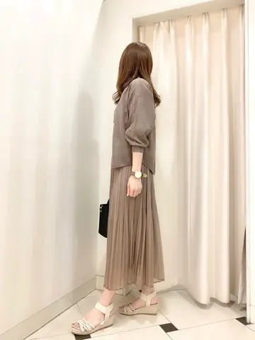 ANY SIS 金井 コーディネート画像