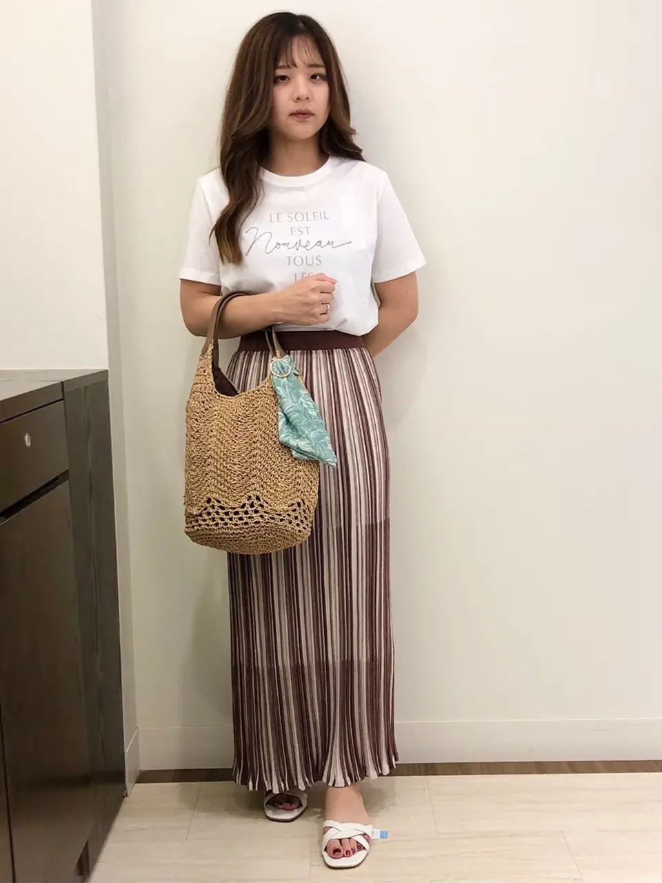 ANY SIS スタッフ コーディネート画像