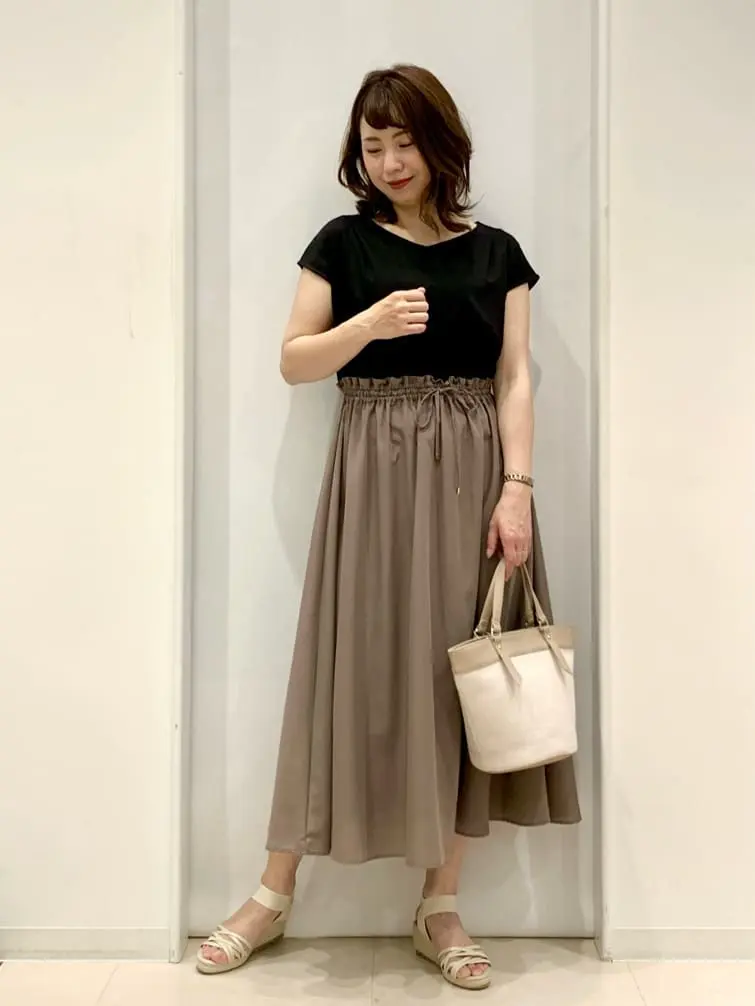 ANY SIS 横田 コーディネート画像