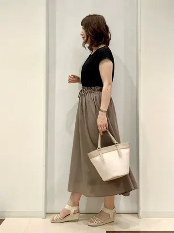 ANY SIS 横田 コーディネート画像