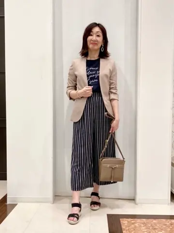 ANY SIS スタッフ コーディネート画像