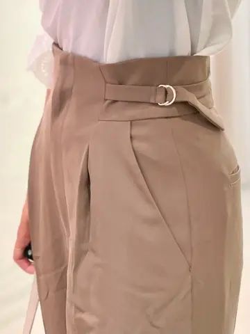 ANY SIS 濱野 コーディネート画像