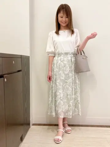 ANY SIS スタッフ コーディネート画像