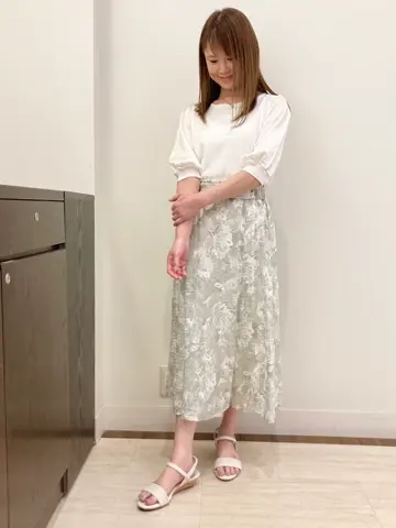 ANY SIS スタッフ コーディネート画像