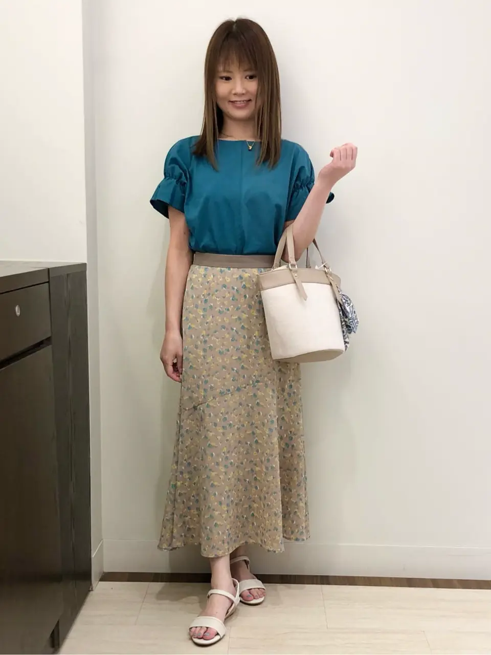 ANY SIS スタッフ コーディネート画像