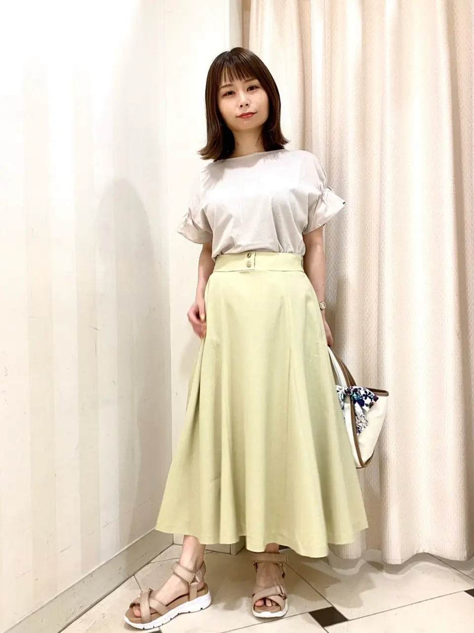 ANY SIS 横尾 コーディネート画像